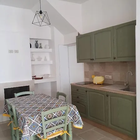 A Due Passi Dal Centro - Monte Grappa Ferienhaus Alberobello